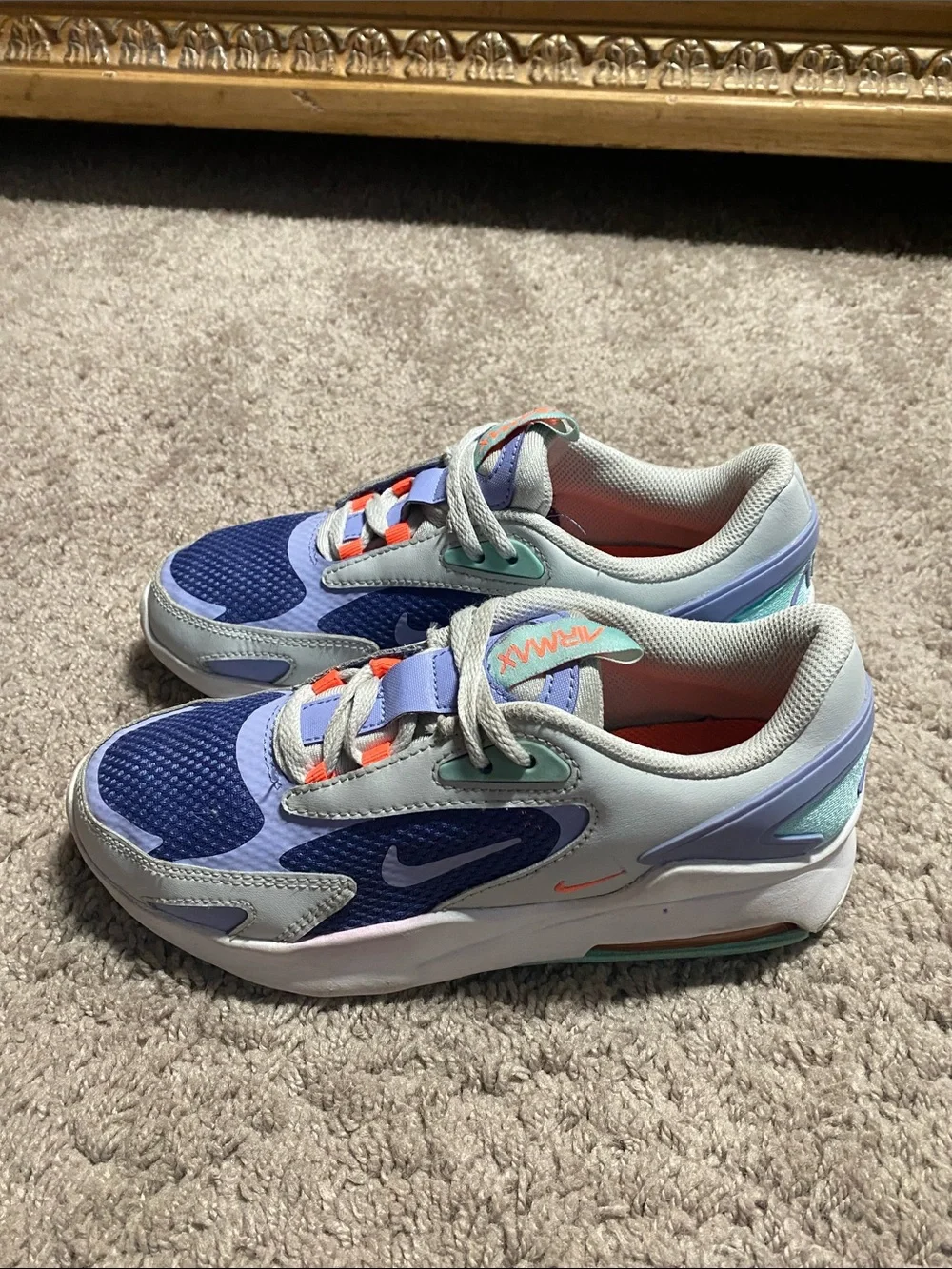 Nike Air Max Bolt GS low trainers sneakers size 3.5 Y